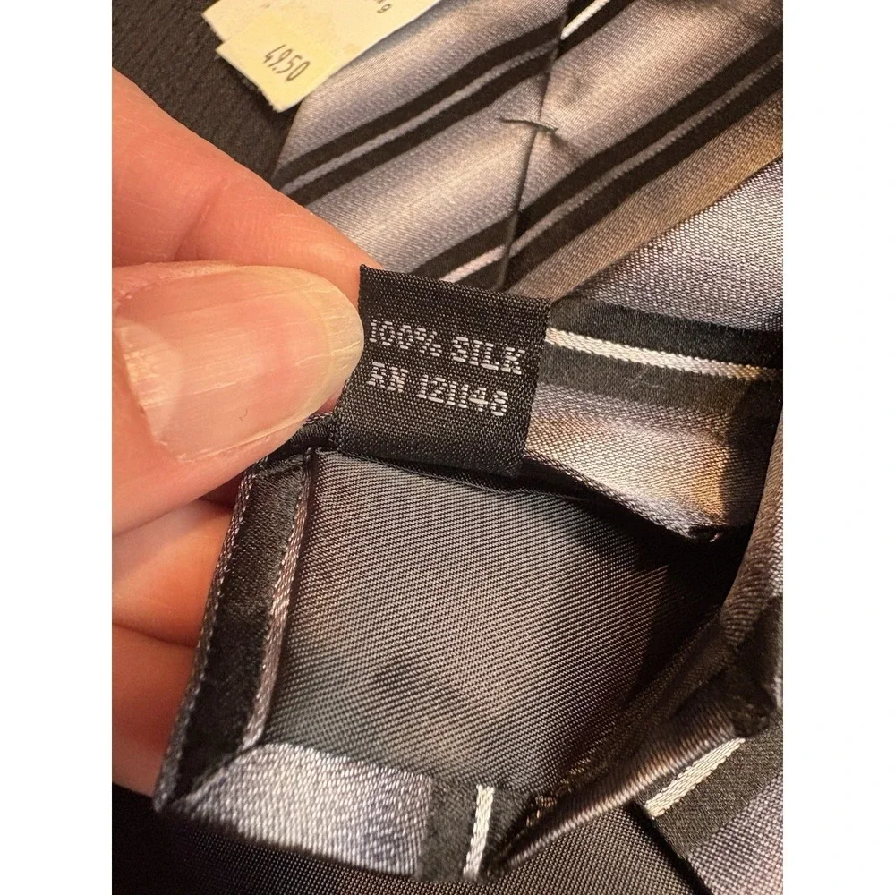 Kenneth Cole Reaction Silk Striped Tie Blue Silver Gray Black